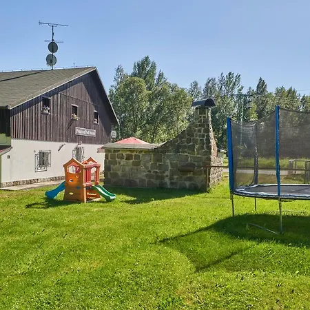Guest house Penzion Pod Lesem 3*